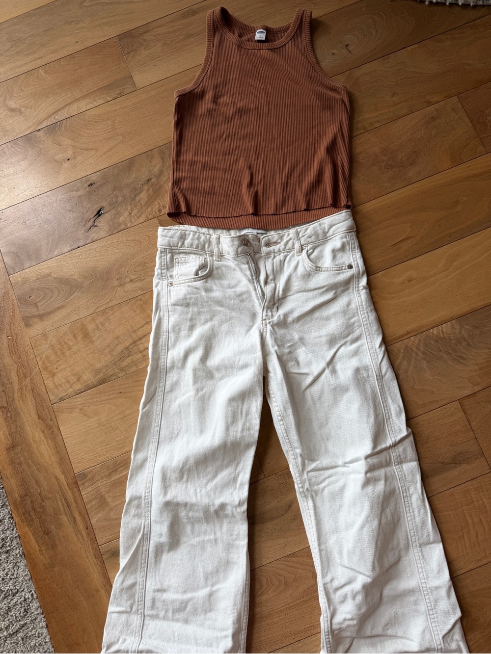 Zara Wide-Leg white jeans with brown stitching and brown tank